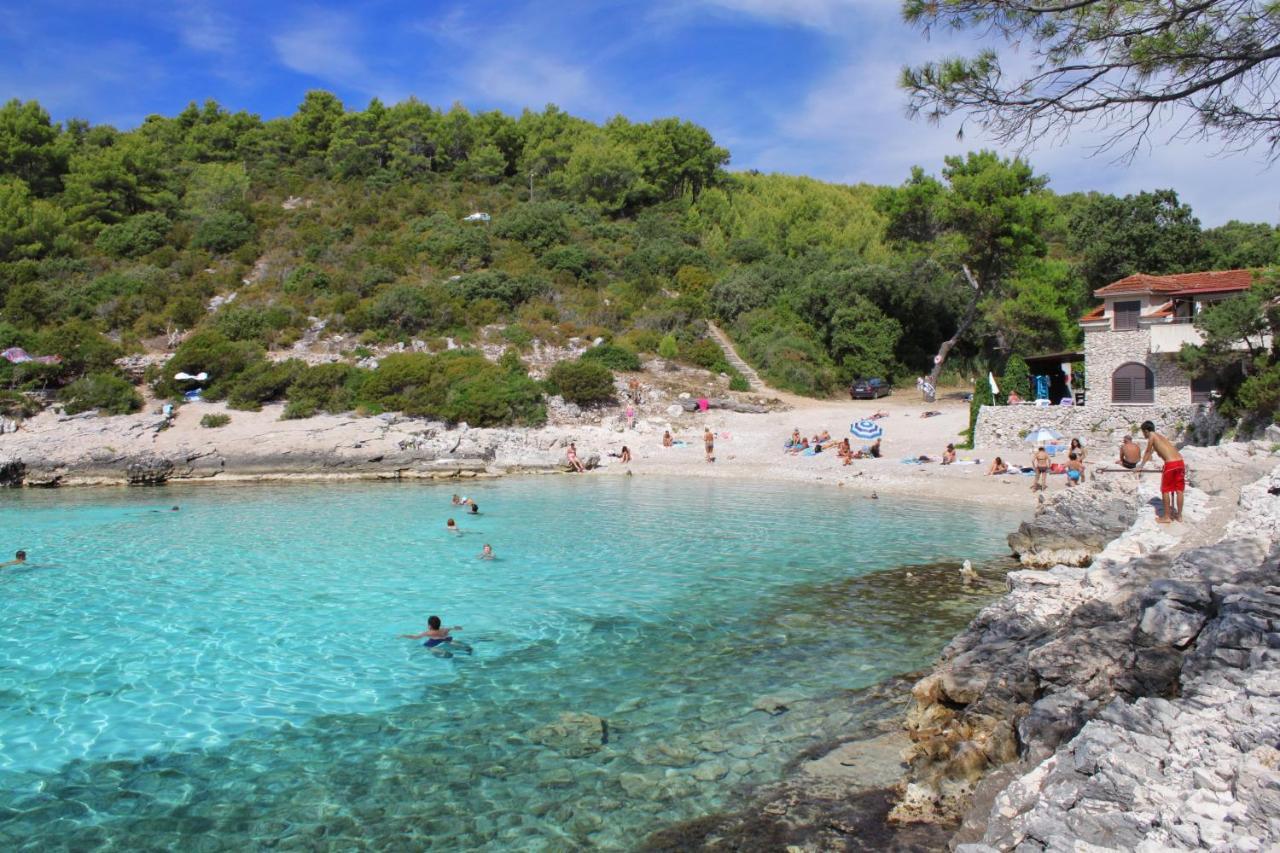 Apartments With A Parking Space Zavalatica, Korcula - 4453 Dış mekan fotoğraf