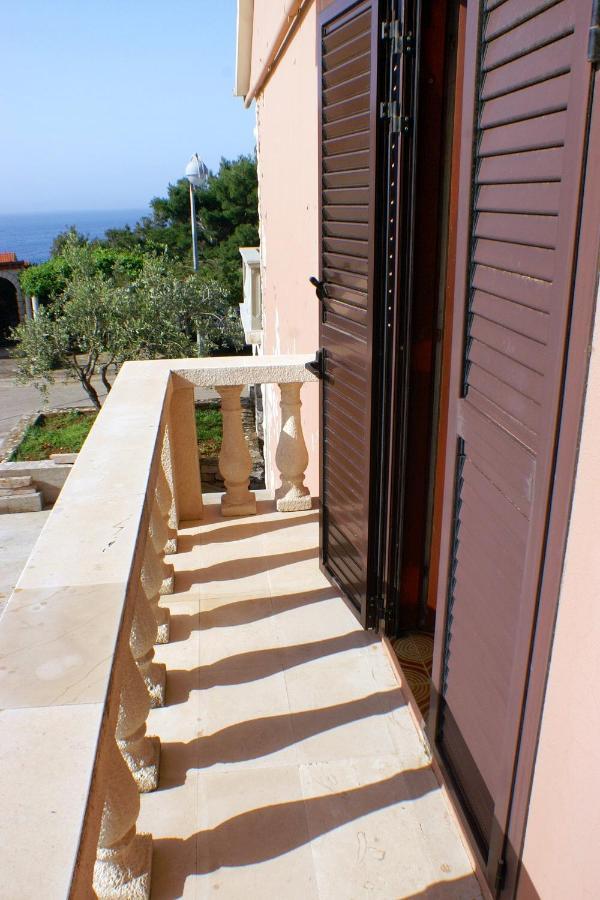 Apartments With A Parking Space Zavalatica, Korcula - 4453 Dış mekan fotoğraf